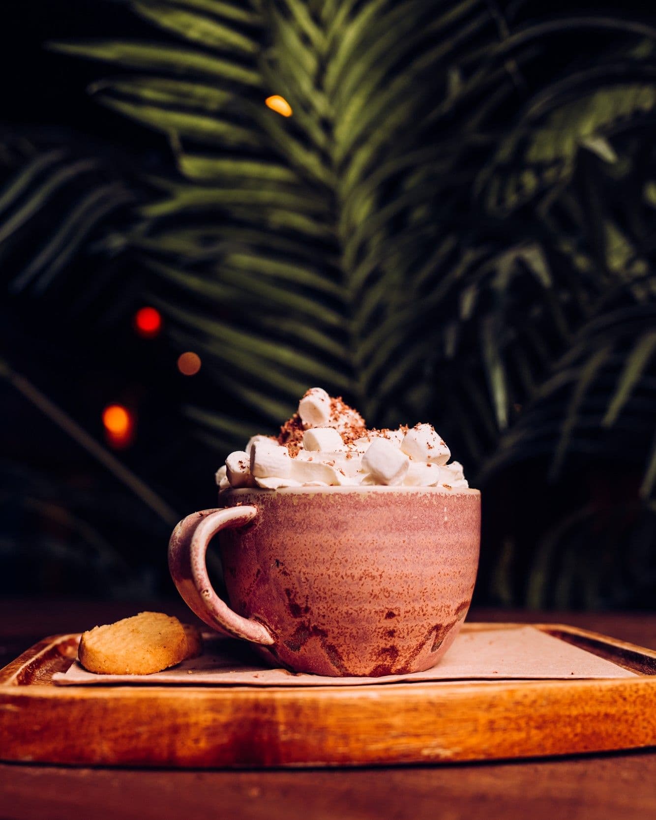 A hot chocolate displayed at Treetop Golf.