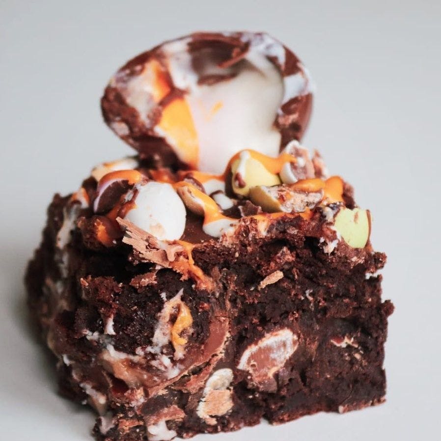 Creme Egg brownie from Cake Stories.